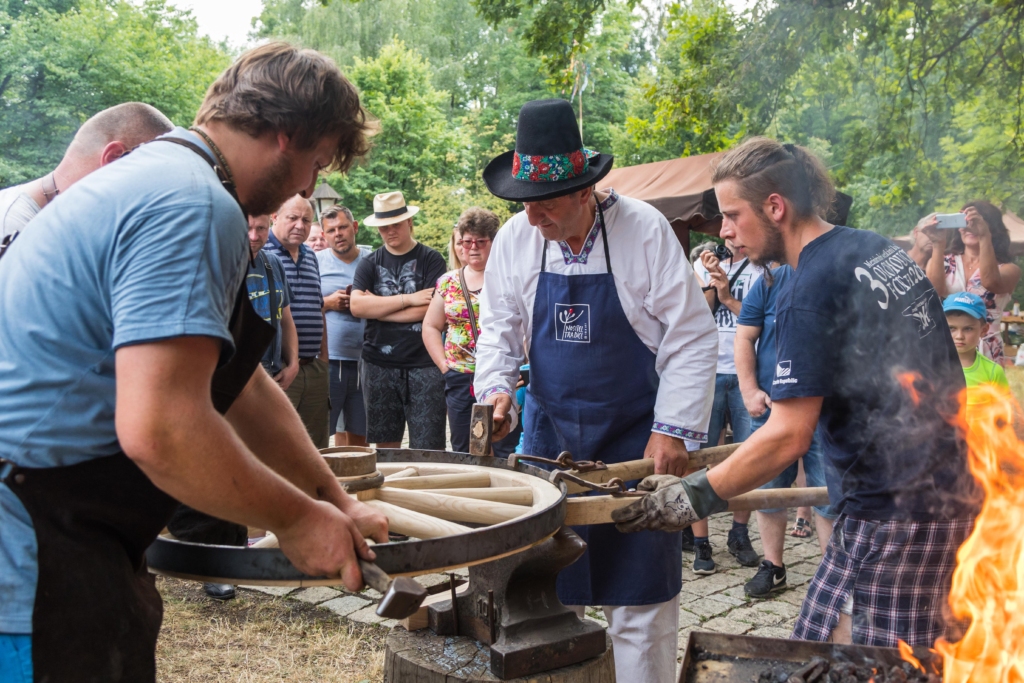 řemeslníci ve valašském muzeu