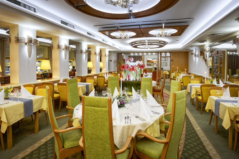 Hotel Eroplán